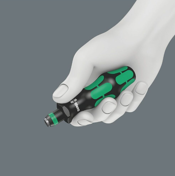 구동공구로 세팅된 비트 32개 M (Bits set with drive tool 32 pieces M)